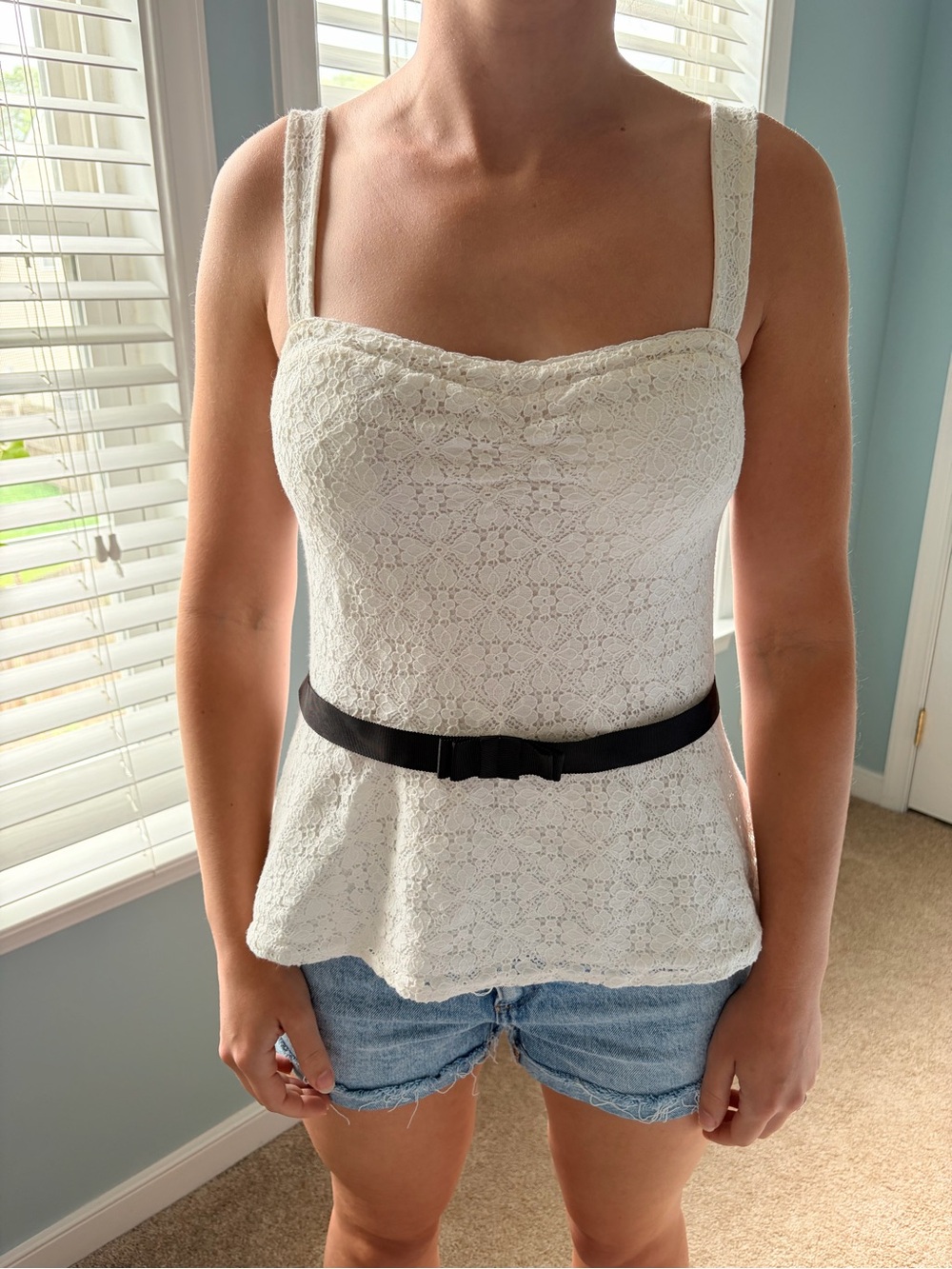 Aerie White Floral Lace Peplum Camisole Top July 2013 Size Medium